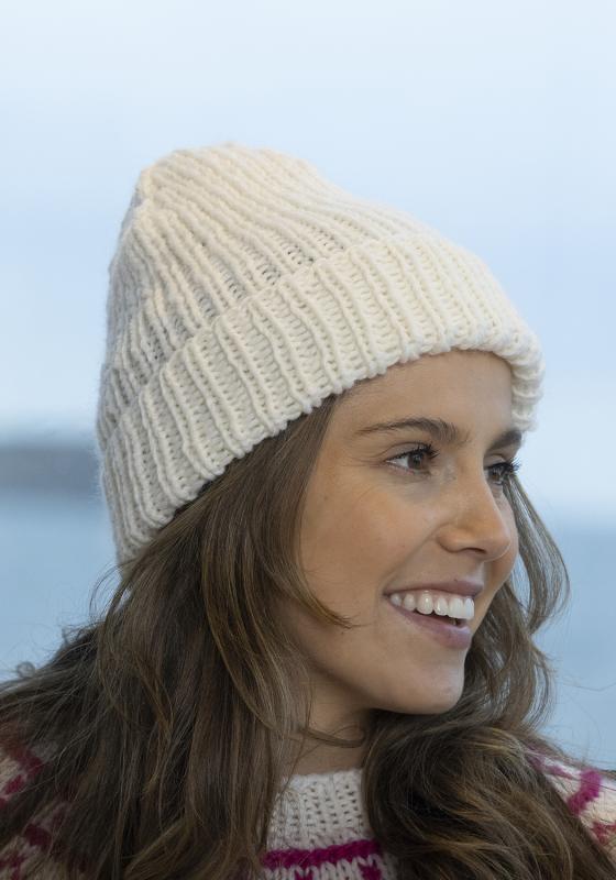"Joss" Mössa - Viking Design 2407-9A Kit - 2 - 12 år och S - L - Viking Hobbygarn