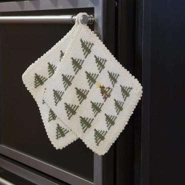 Grydelapper Det heldigste træ i skoven - Viking Design 1715-1AA kit -  20cm x 20cm - Viking Bjørk