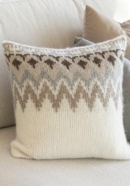 Kathrine Pude - Viking Design 2427-7 Kit - 45 x 45 cm - Viking Alpaca Bris