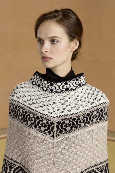 Poncho- Lang yarns 248-005-001 Kit - S - M - Lang yarns merino 120