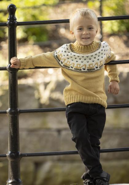 "Gravemaskine" Genser- Viking Design 2424-10 Kit - 1 - 8år - Viking Baby merino 