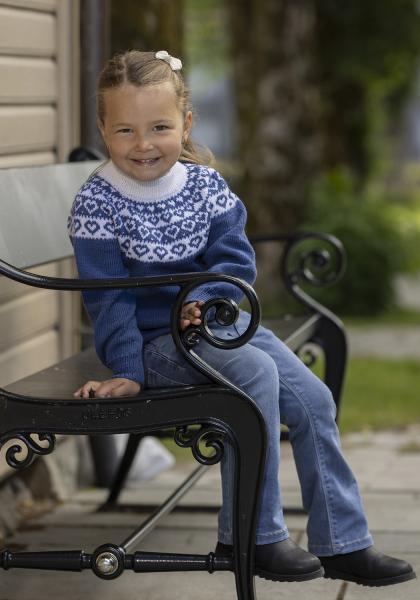 "Hjerte" Genser- Viking Design 2424-2D Kit - 1 - 8år - Viking Baby merino