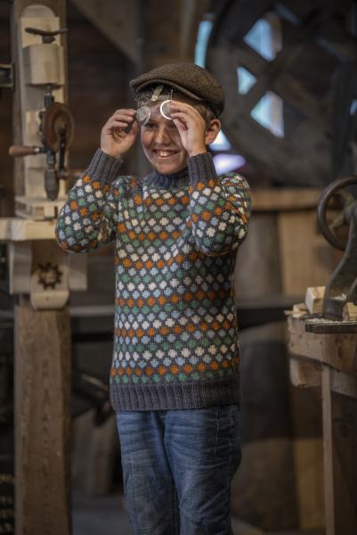 "Oppfinner" Genser - Viking Design 2020-1D Kit - 2-14 År - Viking Eco Highland Wool