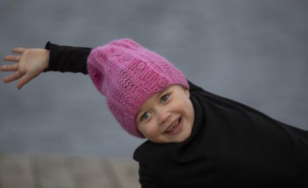 "Sørland" Hue med knapper - Viking Design 2034-5E- Kit - Barn + S-L - Viking Alpaca Bris