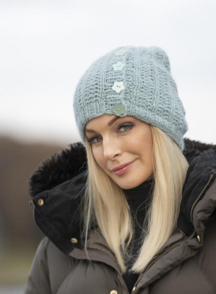 "Sørland" Hue med knapper - Viking Design 2034-5C- Kit - Barn + S-L - Viking Alpaca Bris