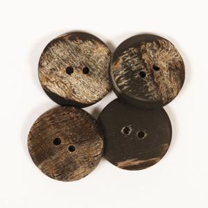 Kantet Bøffelhorns knap 20 mm 537