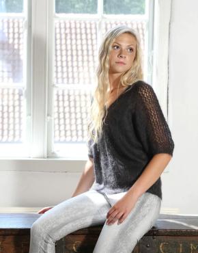 "Hulmønster på ærmer" Bluse - Mayflower 1380 - S - XXXL - Super Kid Silk