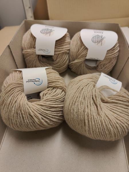KAIA'S CASHMERE - 2745 Coffee and Cream