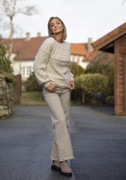 "Jolanda" Genser - Viking Design 2212-6 Kit - XS-XXL - Viking Trend Merino Petite og Viking Kid-Silk