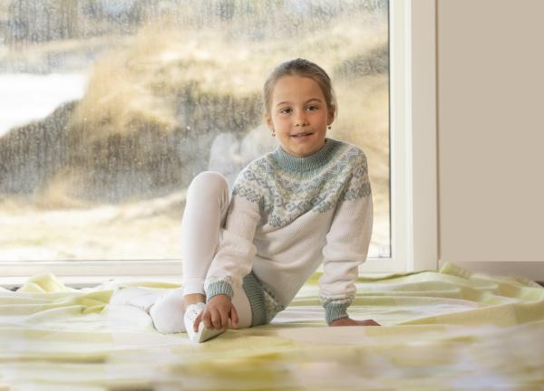 "Sandra" Genser - Viking Design 2121-3 Kit - 2-12 År - Viking Bambino
