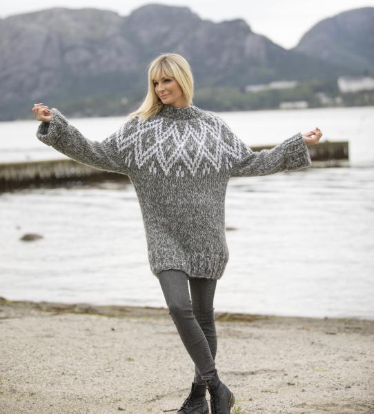 "Suna" Genser - Viking Design 2022-1 Kit - XS-XXL - Viking Alpaca Bris