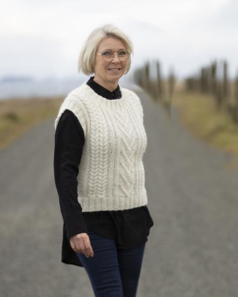 "Mor" Vest - Viking Design 2035-9A Kit - XS-XXL - Viking Alpaca Bris