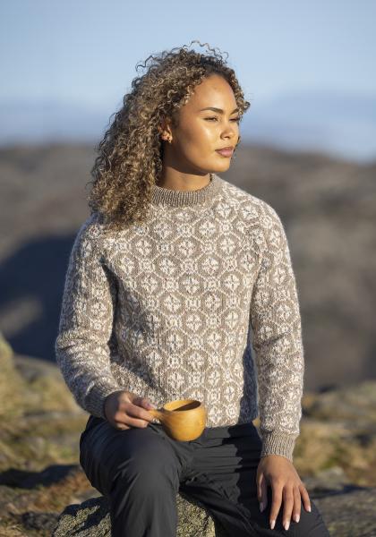 "Solglød" Genser - Viking Design 2524-7B Kit - XS-XXL - Viking Eco Highland Wool