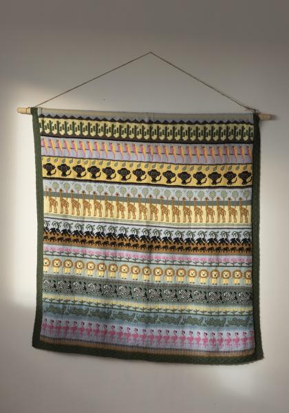 Dyrene i Afrika tæppe - Viking Design 2401-7 Kit - 100 x 112 cm - Viking Baby ull