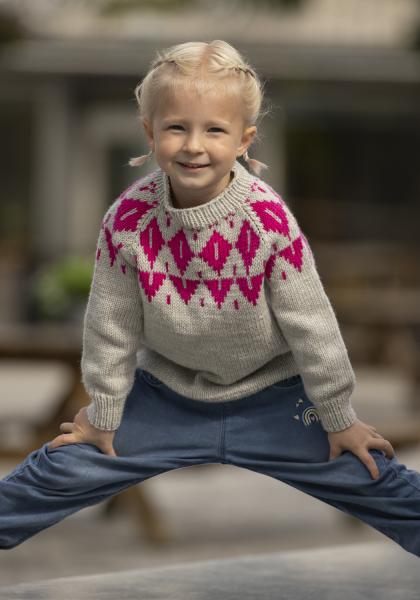 Lyngheia genser - Viking Design 2430-3B Kit - 2 - 12 år - Viking Trend Merino